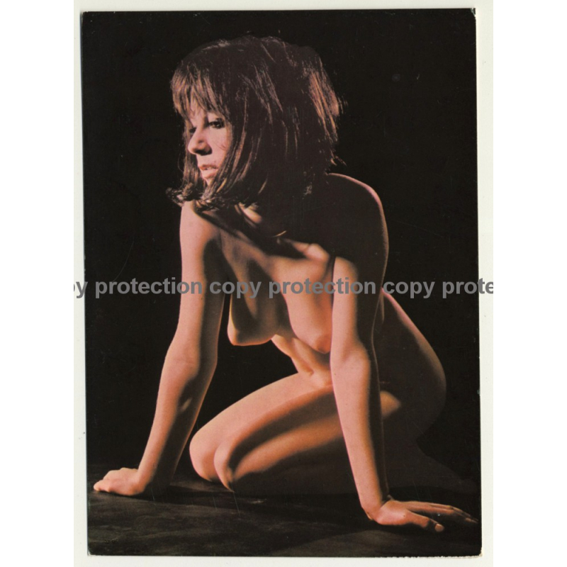 Nude Showgirl Dolores / Akt-Studio X - Kurfürstendamm (Vintage PC Berlin 1960s)