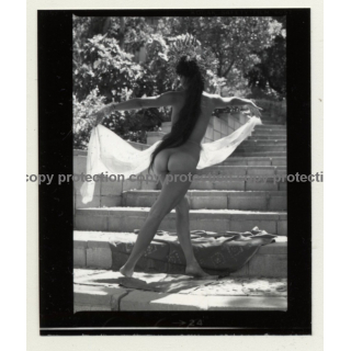 Pretty Indian Nude With Headdress & Scarf *6 (Vintage Contact Sheet Photo 1970s)