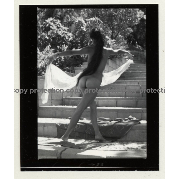Pretty Indian Nude With Headdress & Scarf *6 (Vintage Contact Sheet Photo 1970s)