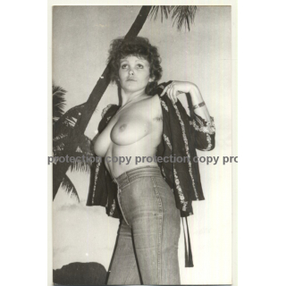 Cheeky Busty Semi Nude Curlyhead *3 / Jeans - Photo Wallpaper (Vintage Photo B/W GDR 1970s)