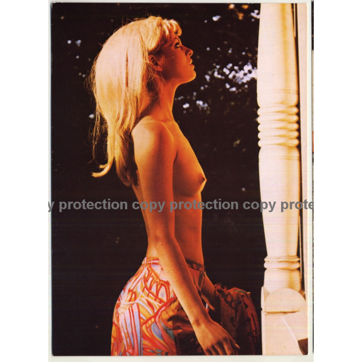 Nude Showgirl Sofie / Akt-Studio X - Kurfürstendamm (Vintage PC Berlin 1960s)