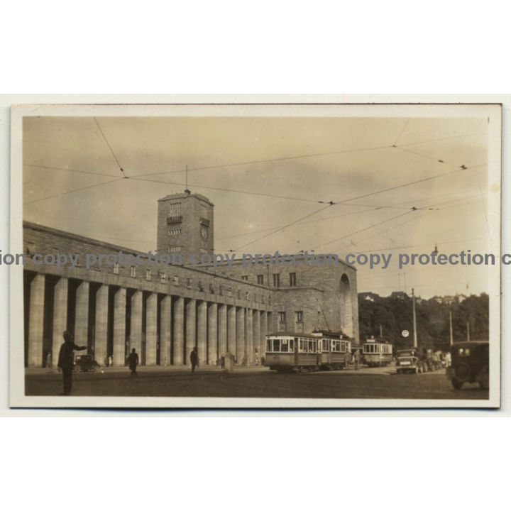 70173 Stuttgart / Germany: Hauptbahnhof HBF / Schupo - Strassenbahn (Vintage Photo B/W 1931)