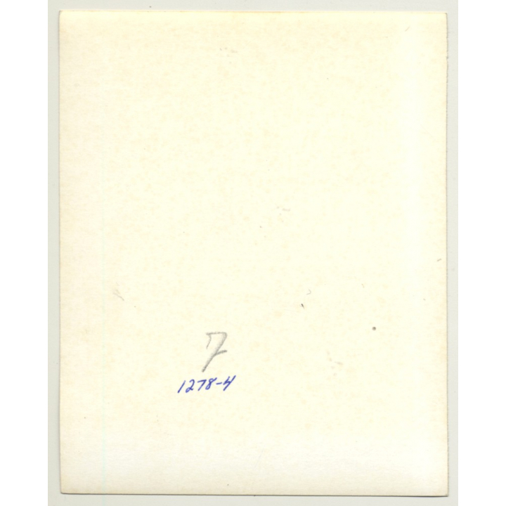 Redheaded Woman Tied To Lounge Chair *1 / Bondage - BDSM (Vintage Photo USA ~1970s)