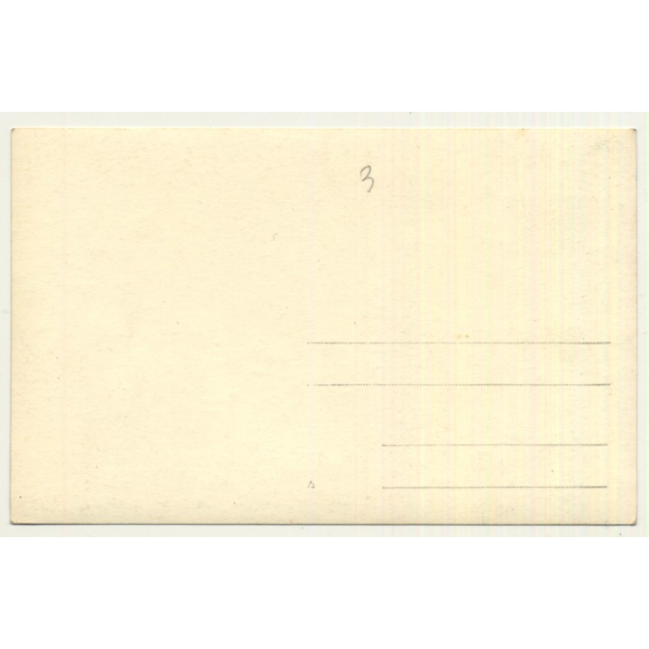 Urundi-Kanginia / Congo Belge: On Dispensaire - En Attendant Le Médecin (Vintage RPPC)