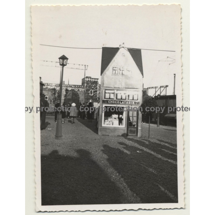 Belgium?: Petite Chocolaterie / Lanterne (Vintage Photo ~ 1920s)