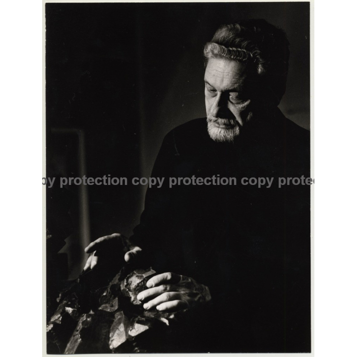 Alexander Gonda *3 / Sculptor - Graphic Artist (Vintage Photo: Wolfgang Klein ~ 1960s)