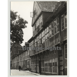 Hamburg Speicherstadt & Valentinskamp / Beetle Cabrio - SL Cabrio (Vintage Photo)
