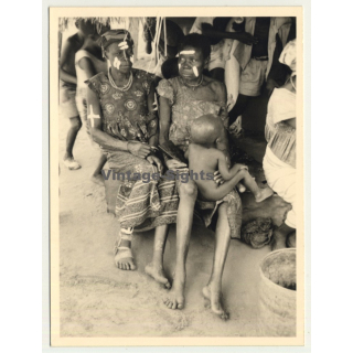 Congo - Belge: 2 Elder Indigenous Females / Tribal Painting - Baby (Vintage Photo ~1950s)