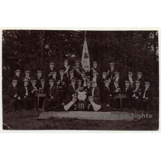 Tondern / Denmark: Group Of Students Drinking Beer (Vintage RPPC 1909)