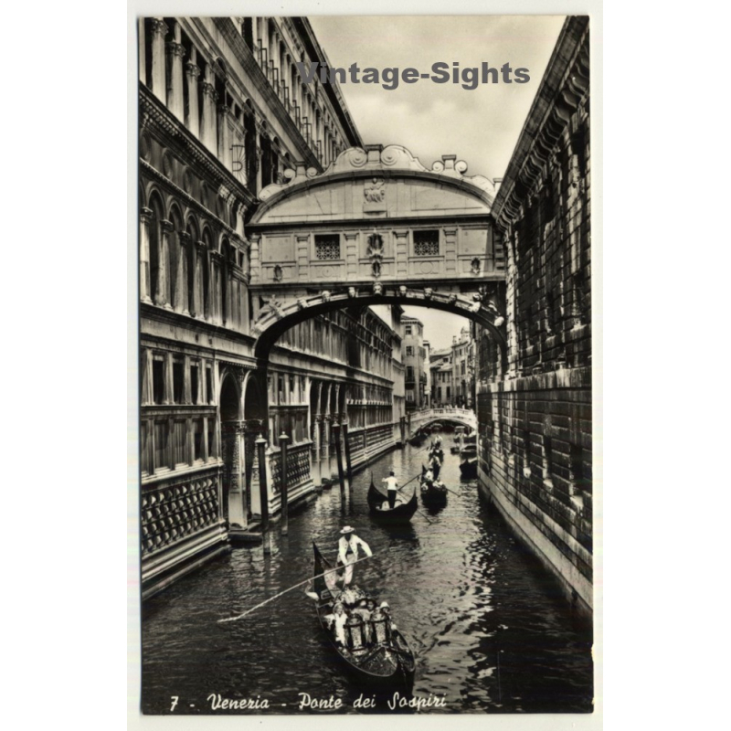 Venice / Italy: Sighs Bridge - Ponte Dei Sospiri (Vintage RPPC)