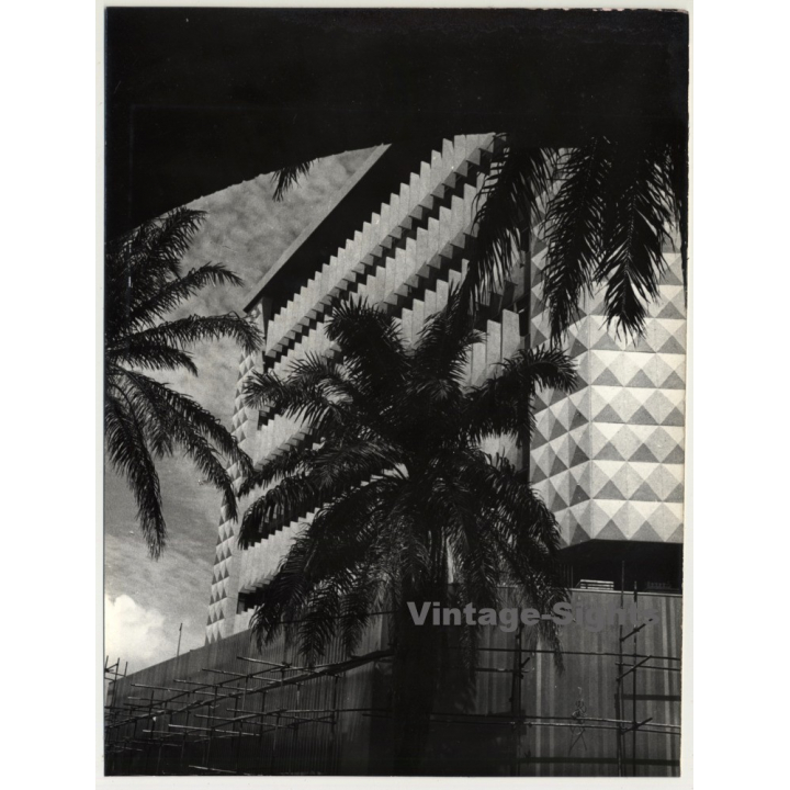 Kinshasa / Congo: Banque Belge D'Afrique / Architecture - Lambrichs (Vintage Photo ~1960s)