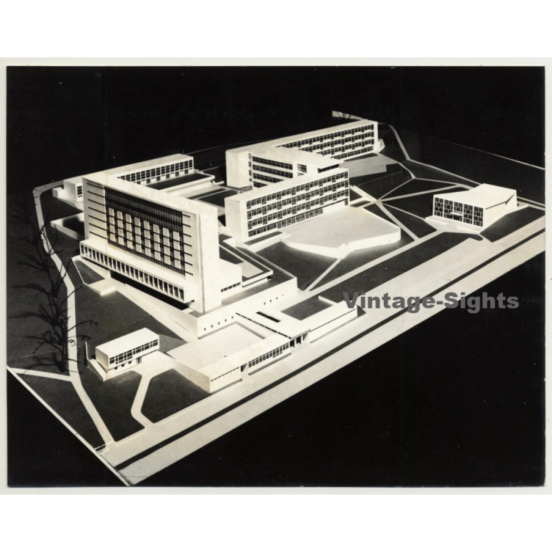 Bruxelles: Ecole Et Pensionnat De Forest / Architecture - M.Lambrichs (Vintage Photo ~1960s)
