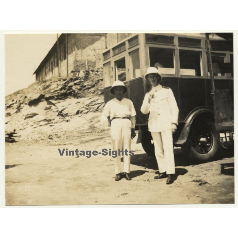 Matadi / Congo-Belge: Colonial Officer & Friend In Front Truck (Vintage Photo 1930)