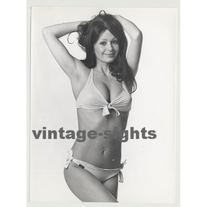 Sweet Brunette Girl In Bikini / Shaved Armpits (Vintage Amateur Photo 1970s)
