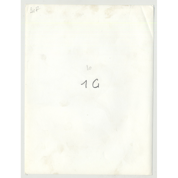 Pretty Darkhaired Beach Girl In 007 Bikini (Vintage Amateur Photo 1970s)