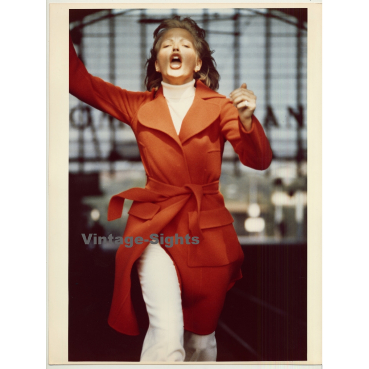 Classy Female Model In Motion / Red Wool Coat (Vintage Photo 1980s WOLFGANG KLEIN ~DIN A3)