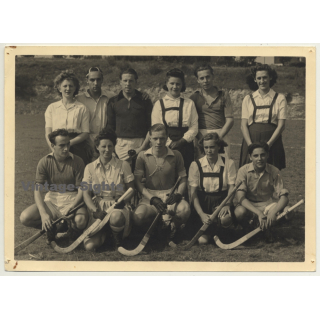R.S.C.A. / R.S.C. Anderlecht Mixed Hockey Team 1945 (Vintage Photo B/W)
