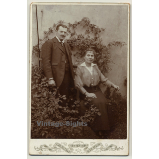 Portrait Of An Older Couple / Backyard (Vintage Cabinet Card 1915)
