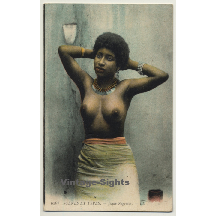 Lehnert & Landrock: Jeune Negresse - 6507 / Risqué (Vintage Postcard ~1910s/1920s)