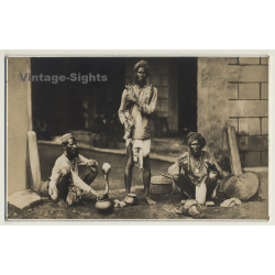 India: A Samp Wallah / Snake Charmers N° 40 (Vintage RPPC ~ 1910s)