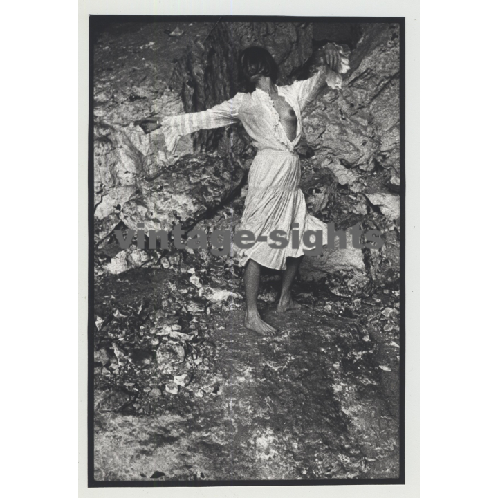 Natural Beauty Poses In Mediterranean Cave / Nip Slip (Vintage Amateur Photo)