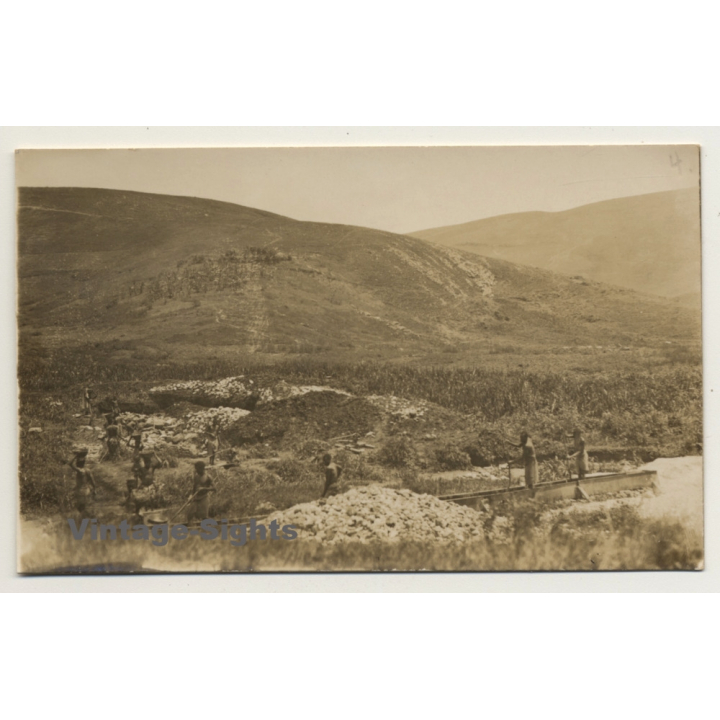 Congo Belge: Indigenous Workers - Rail Or Road Construction Site *1 (Vintage Photo ~1920s/1930s)