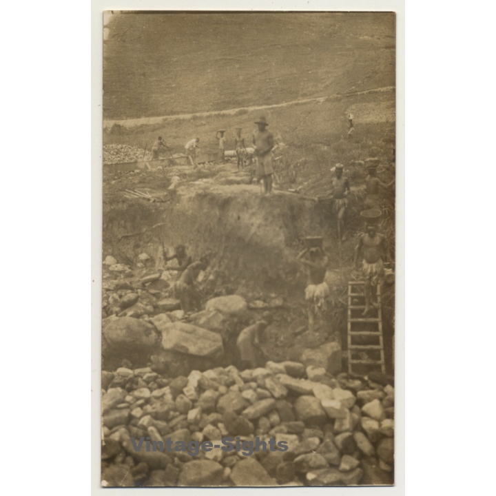 Congo Belge: Indigenous Workers - Rail Or Road Construction Site *5 (Vintage Photo ~1920s/1930s)