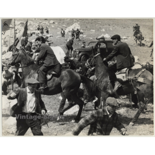 Francesco Rosi: Salvatore Giuliano / P. Cammarata - Horses (Vintage Press Photo1962)