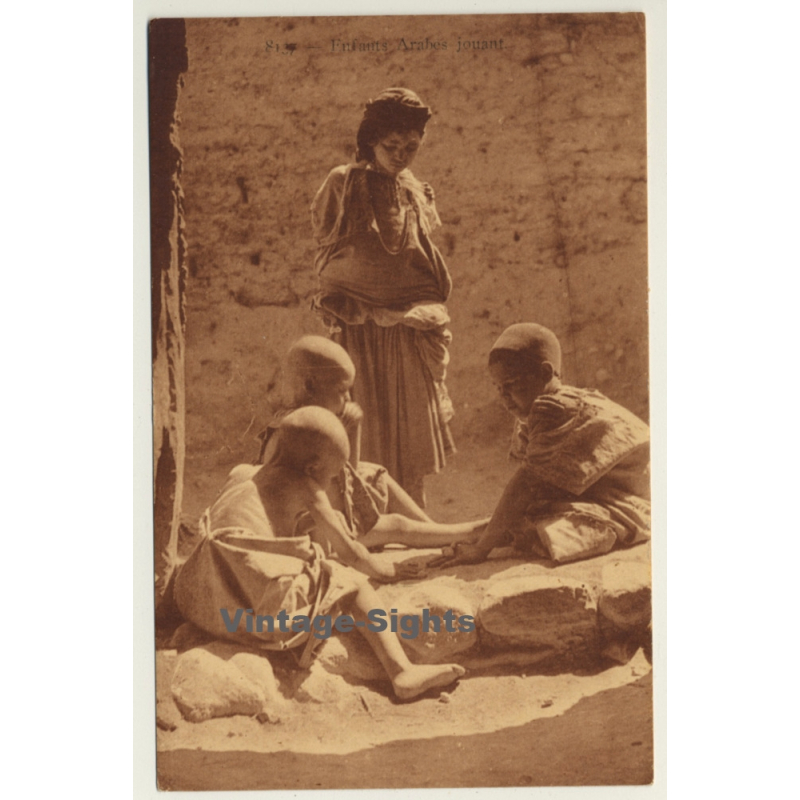 Magrheb: Enfants Arabes Jouant (Vintage Postcard)