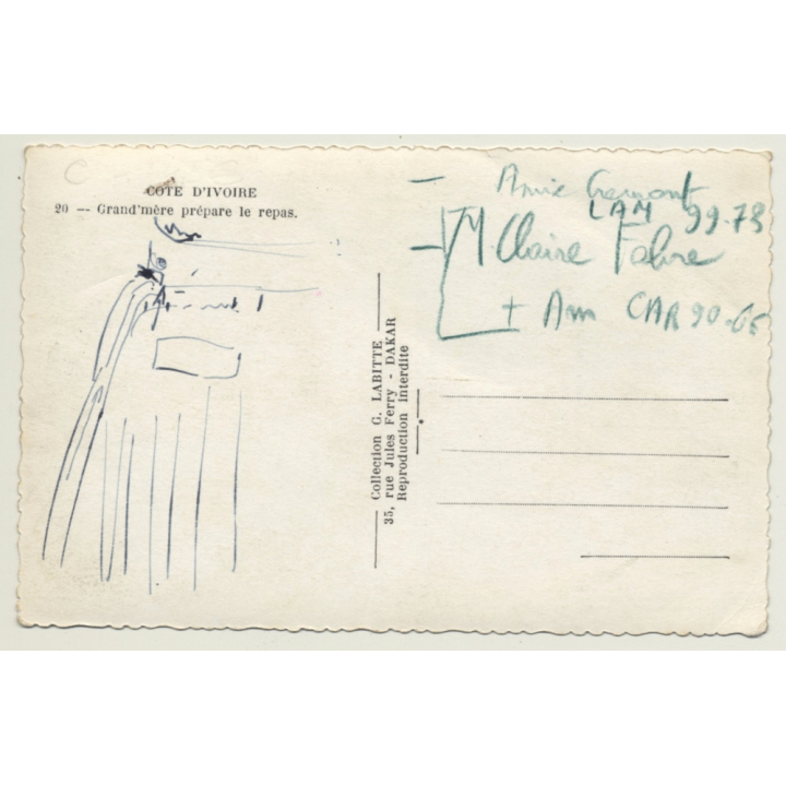Ivory Coast: Grand Mère Prepare Le Repas / Topless - Ethno (Vintage RPPC)