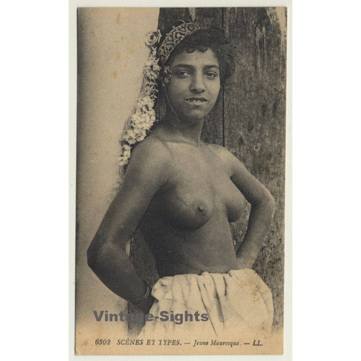 L.L.: Jeune Mauresque / Nude - Ethno (Vintage Postcard ~1910s/1920s)