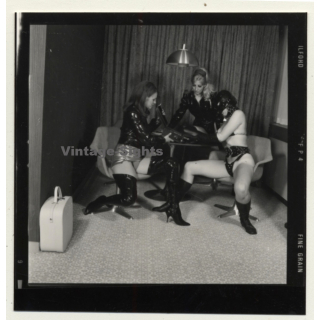3 Lacquer Ladies *6 / Interior Design - Face Mask - BDSM (Vintage Contact Sheet Photo 1970s)
