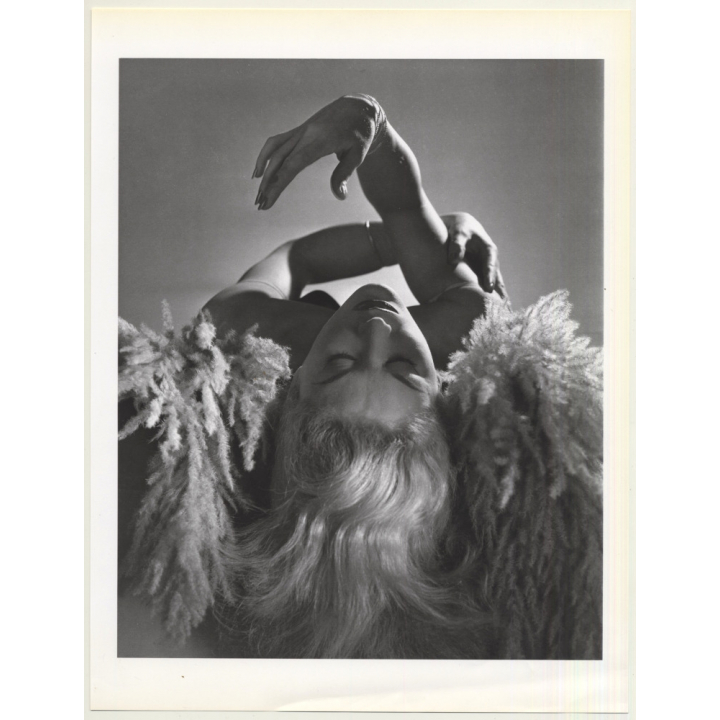 Horst P. Horst: Ophelia 1939 (Sheet 1992: Form Horst 27 x 35.5 CM)