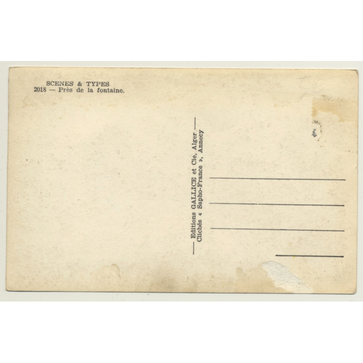 Maghreb: Women At Fountain / Près De La Fontaine (Vintage RPPC)