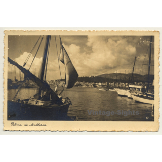Palma De Mallorca: Port - Castell De Bellver - Llaut (Vintage RPPC 1939)