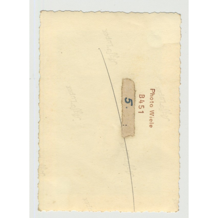 Well Dressed Guy In Front Of 'Fahrradraum' (Vintage Photo 40s/50s Gay Int)