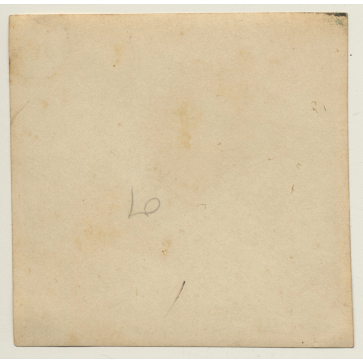 Congo-Belge: Indigenous Tribe Members In Front Of Hut / Sarong (Vintage Photo ~1930s)