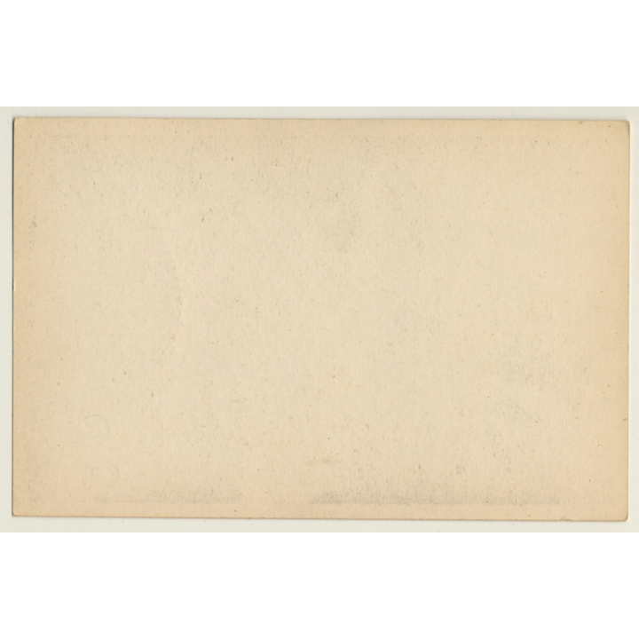 French Nude On Chaisselongue / Dog  - Boudoir - GB (Vintage PC ~1900s)