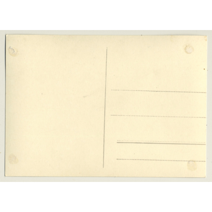 Beautiful Slim Nude On Wicker Chair (Vintage RPPC ~1950s)