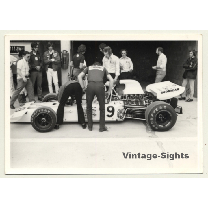 Nivelles-Baulers GP: Brabham BT37 In Pit / Carlos Reutemann (Vintage Photo 1972)