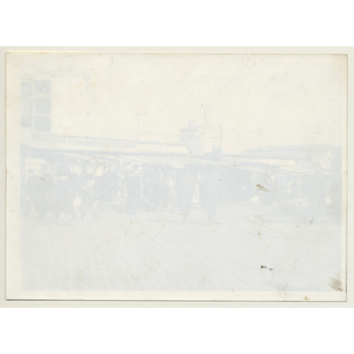 Paris / France: Le Marché Malik à Saint-Ouen (Vintage Photo ~1960)