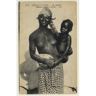 Morocco: Madame Sénégal Et Son Fils / Semi Nude - Ethnic (Vintage PC Levy Fils)