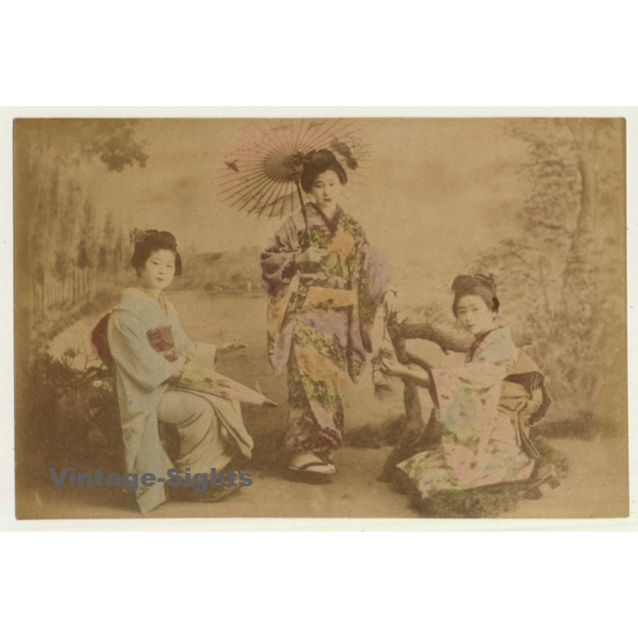 Japan: Geishas In Kimonos / Wagasa - Meiji Period (Vintage Hand Tinted Photo ~1890s)