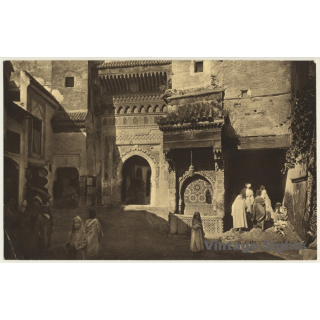 Fès - Fez / Morocco: La Fontaine Nedjarine (Vintage Photogravure 18 x 28 CM)