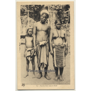 Vietnam: Famillie Mois Dans La Forêt / Ethno (Vintage PC ~1910s/1920s)