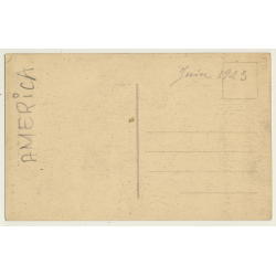 Vietnam: Femme Mois Et Ses Ngno / Ethno (Vintage PC 1923)