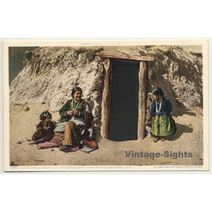 Albuquerque N.M. / USA: Elle Of Oanado - President's Blanket - Indian Building (Vintage PC)