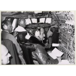 31.3.1976: André Turcat In Cockpit Of Concorde N° 7 (Vintage Press Photo)
