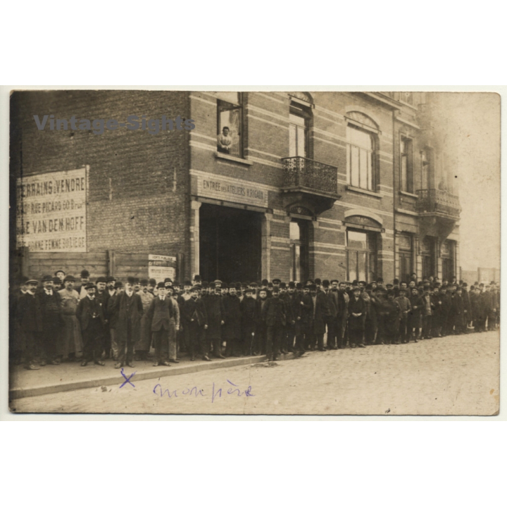 Belgium: Entrée Des Ateliers H. Rigaux / People (Vintage RPPC ~1910s)