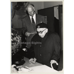 Belgium: Le Roi Léopold III À Voté À Ohain*2 (Vintage Press Photo1968)